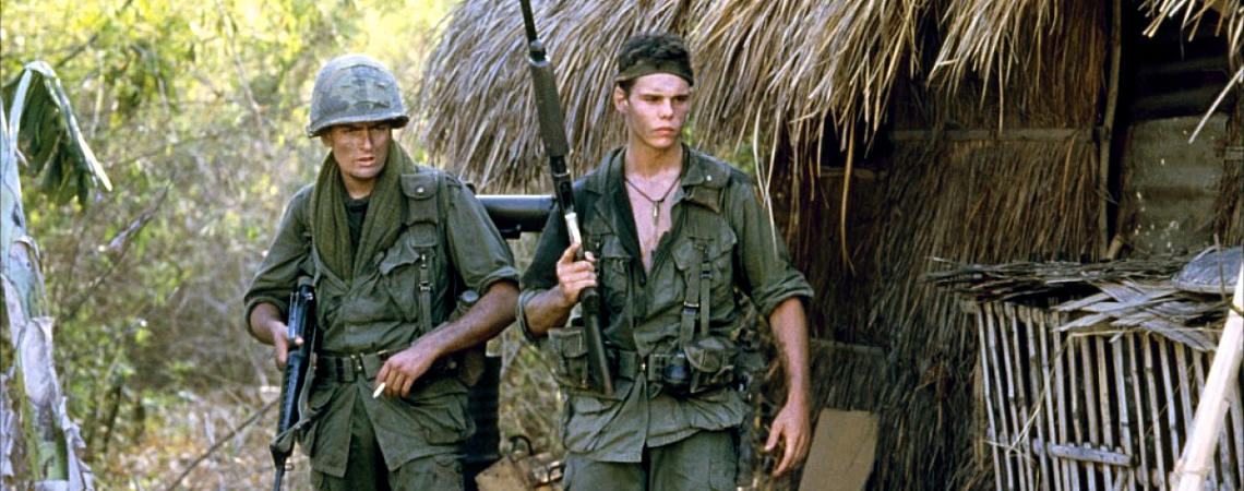 Charlie Sheen, Kevin Dillon | "Platoon" (1986)