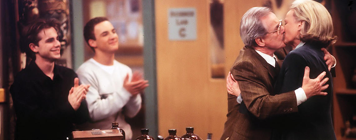 Rider Strong, Ben Savage, William Daniels, Bonnie Bartlett | "Boy Meets World" (1993) **